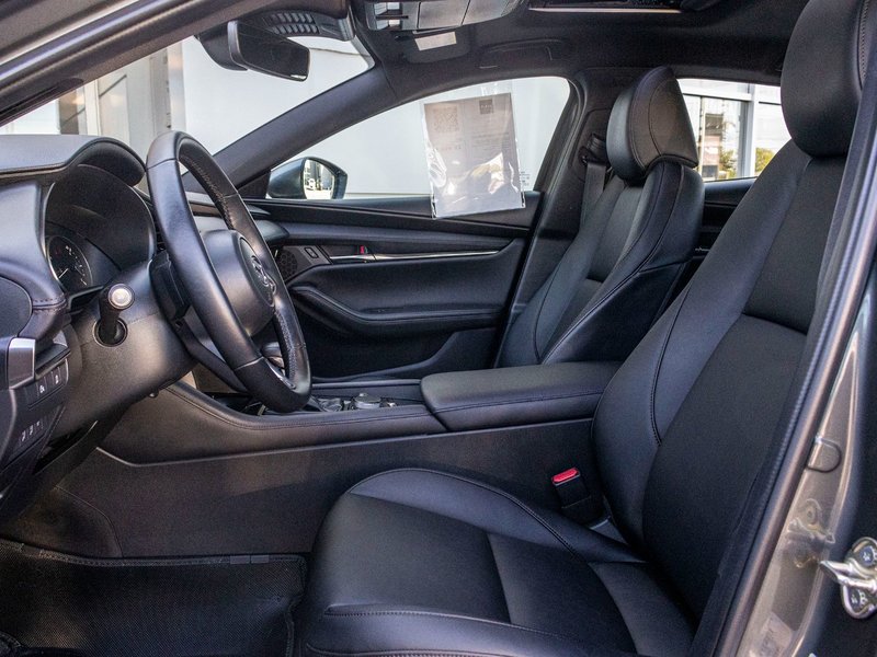 2024 Mazda 3 Sport GS LUXE AWD CUIR TOIT CAMERA BAS KILO 1 OWNER NO CARFAX CLAIM