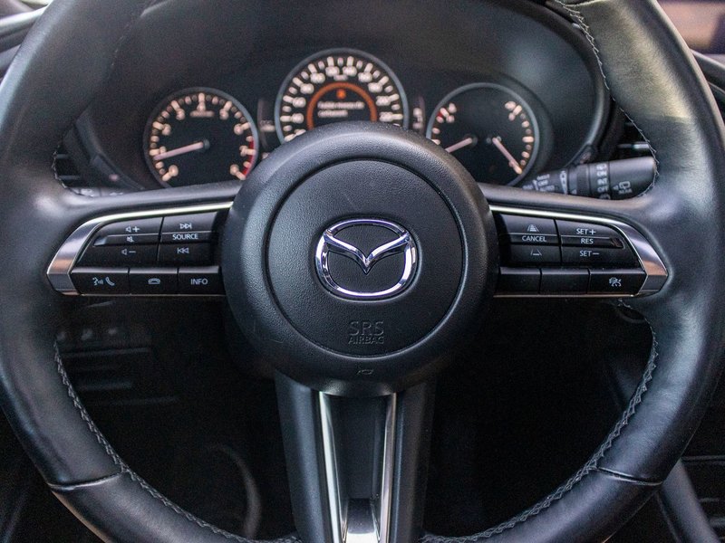 2024 Mazda 3 Sport GS LUXE AWD CUIR TOIT CAMERA BAS KILO 1 OWNER NO CARFAX CLAIM