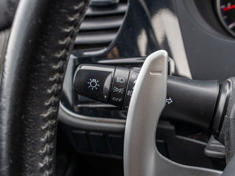 2015 Mitsubishi Outlander SE V6 AWD 7 PASSAGERS