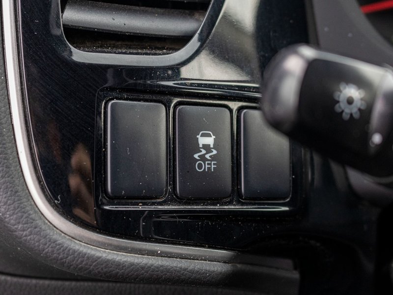 2015 Mitsubishi Outlander SE V6 AWD 7 PASSAGERS