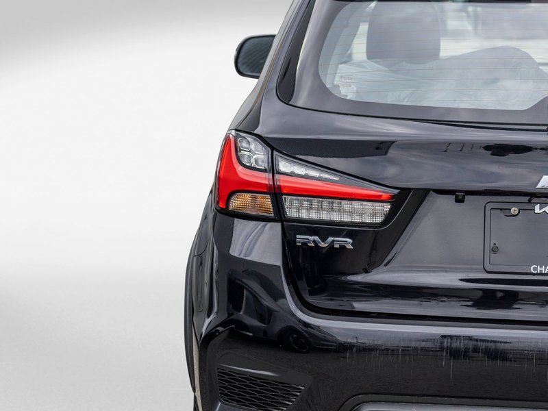 2023 Mitsubishi RVR ES AUTOM NOIR TRES BAS KILO 1 OWNER NO CARFAX CLAIM