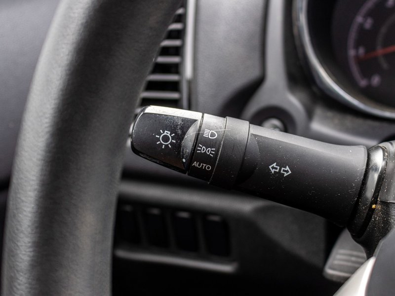 2023 Mitsubishi RVR ES AUTOM NOIR TRES BAS KILO 1 OWNER NO CARFAX CLAIM