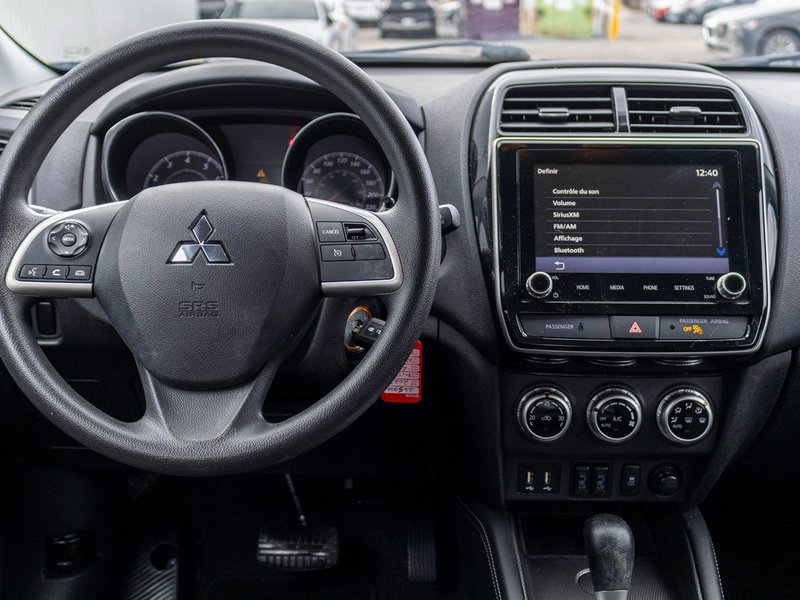 2023 Mitsubishi RVR ES AUTOM NOIR TRES BAS KILO 1 OWNER NO CARFAX CLAIM