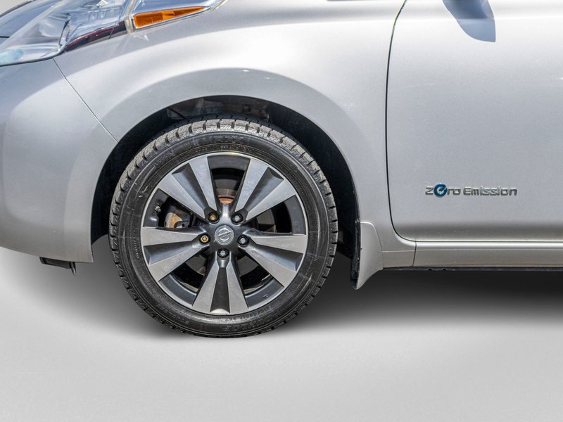 Nissan LEAF SV AUTOM  PNEUS NEUFS 2015