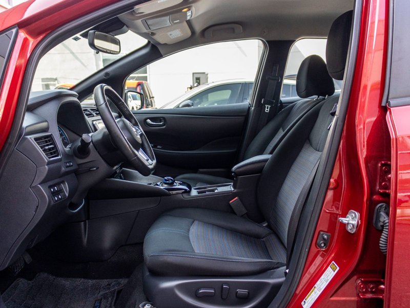 2019 Nissan LEAF SV AUTOM A/C 1 OWNER NO CARFAX CLAIM