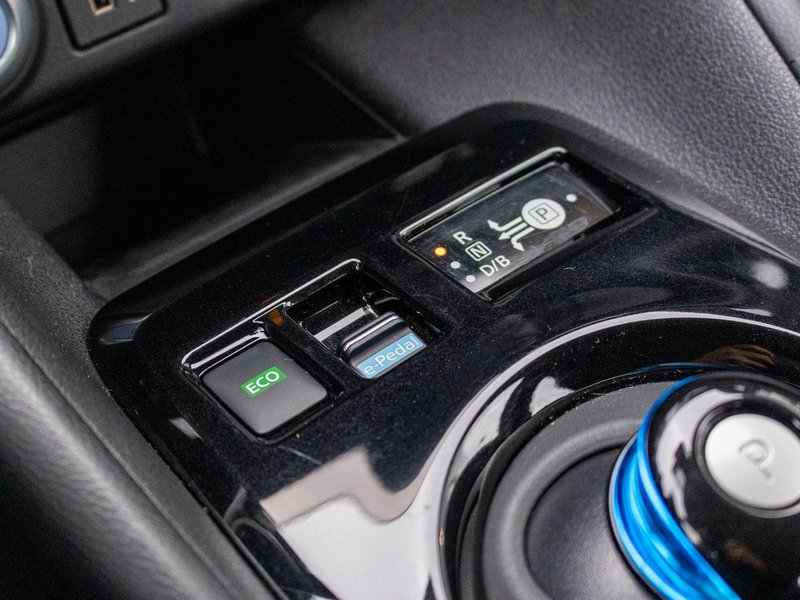 Nissan Leaf SL PLUS CUIR NAV 18823KM WOW 2023 1 PROPRIO PAS DE RECLAMATION AU CARFAX