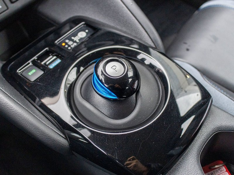 Nissan Leaf SL PLUS CUIR NAV 18823KM WOW 2023 1 PROPRIO PAS DE RECLAMATION AU CARFAX