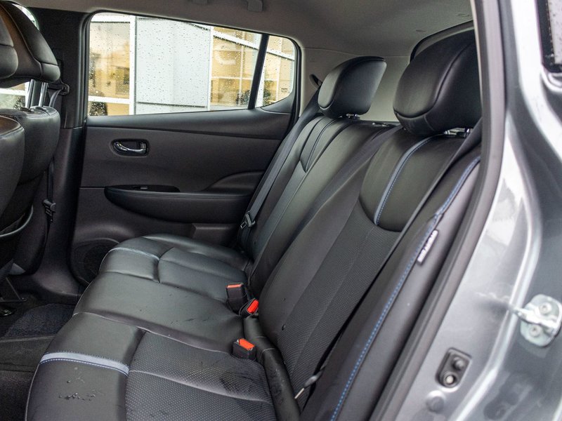 Nissan Leaf SL PLUS CUIR NAV 18823KM WOW 2023 1 PROPRIO PAS DE RECLAMATION AU CARFAX