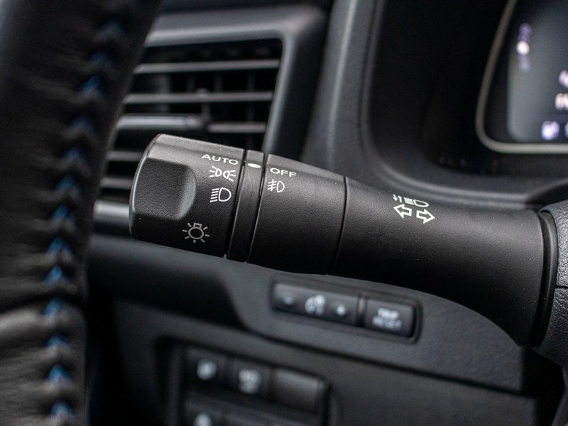 Nissan Leaf SL PLUS CUIR NAV 18823KM WOW 2023 1 PROPRIO PAS DE RECLAMATION AU CARFAX