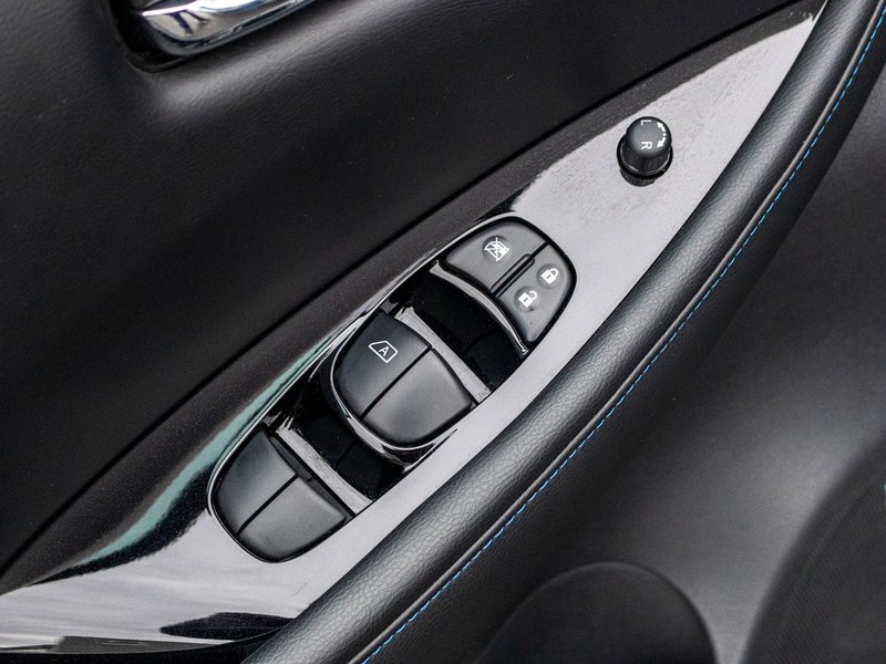 Nissan Leaf SL PLUS CUIR NAV 18823KM WOW 2023 1 PROPRIO PAS DE RECLAMATION AU CARFAX