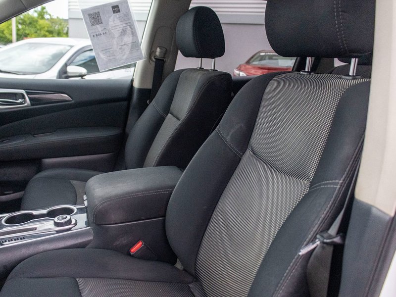Nissan Pathfinder S AWD 7 PASSAGERS 2017 PAS DE RECLAMATION AU CARFAX