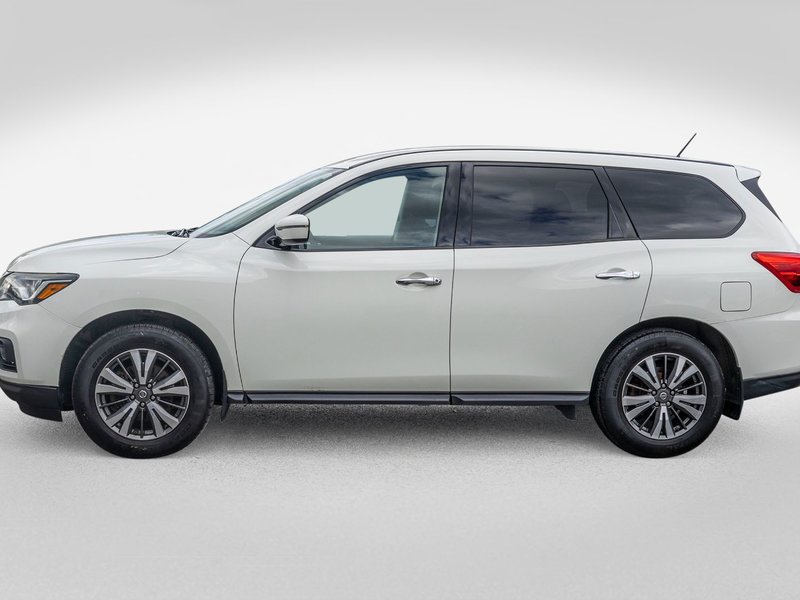 Nissan Pathfinder S AWD 7 PASSAGERS 2017 PAS DE RECLAMATION AU CARFAX