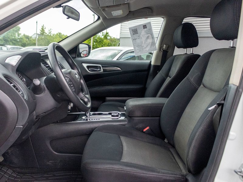 Nissan Pathfinder S AWD 7 PASSAGERS 2017 PAS DE RECLAMATION AU CARFAX