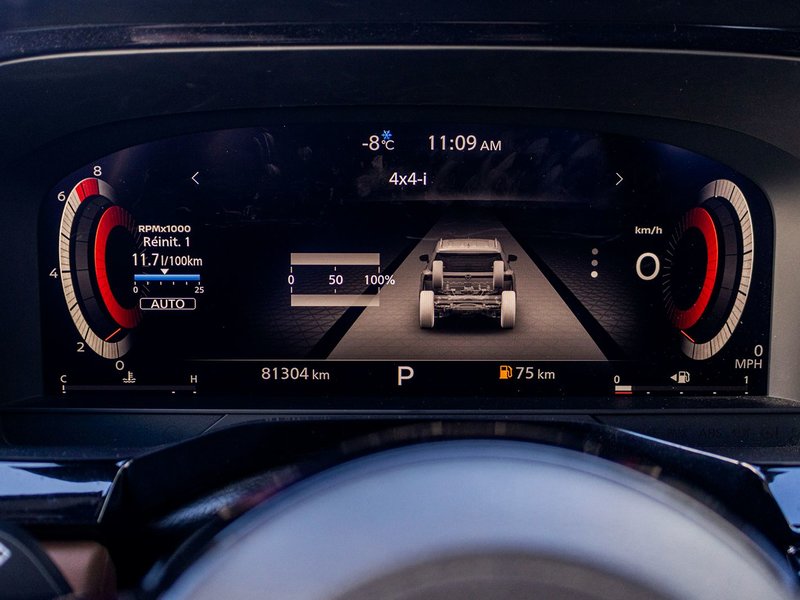 2023 Nissan Pathfinder PLATINUM AWD BLANC CUIR BRUN TOIT NO CARFAX CLAIM