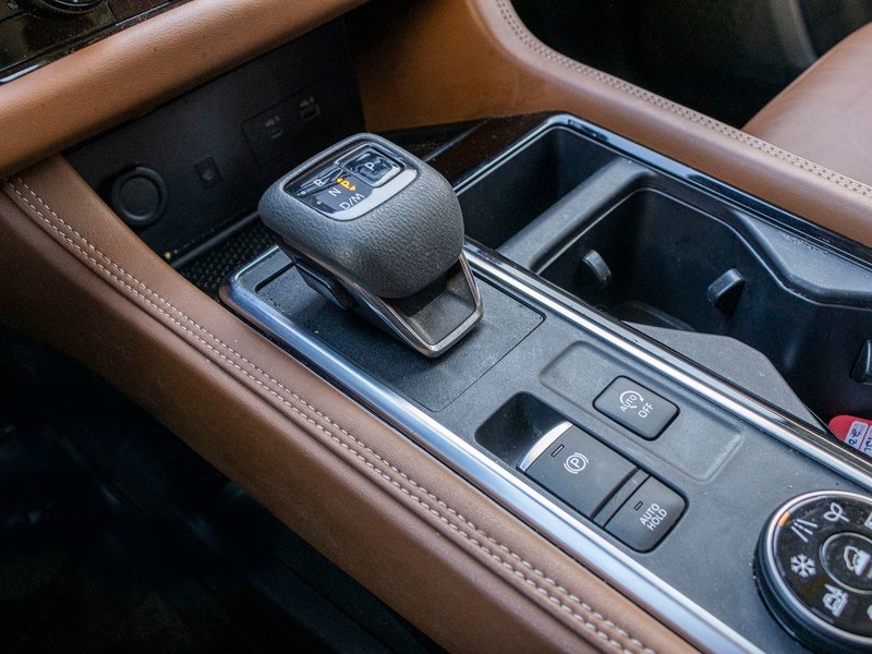 2023 Nissan Pathfinder PLATINUM AWD BLANC CUIR BRUN TOIT NO CARFAX CLAIM