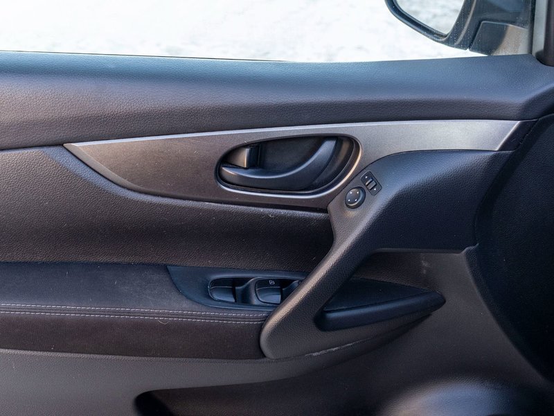 2018 Nissan Qashqai S AWD CHARCOAL AUTOM NO CARFAX CLAIM