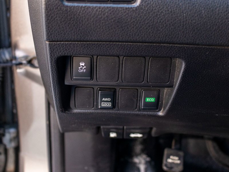 2018 Nissan Qashqai S AWD CHARCOAL AUTOM NO CARFAX CLAIM