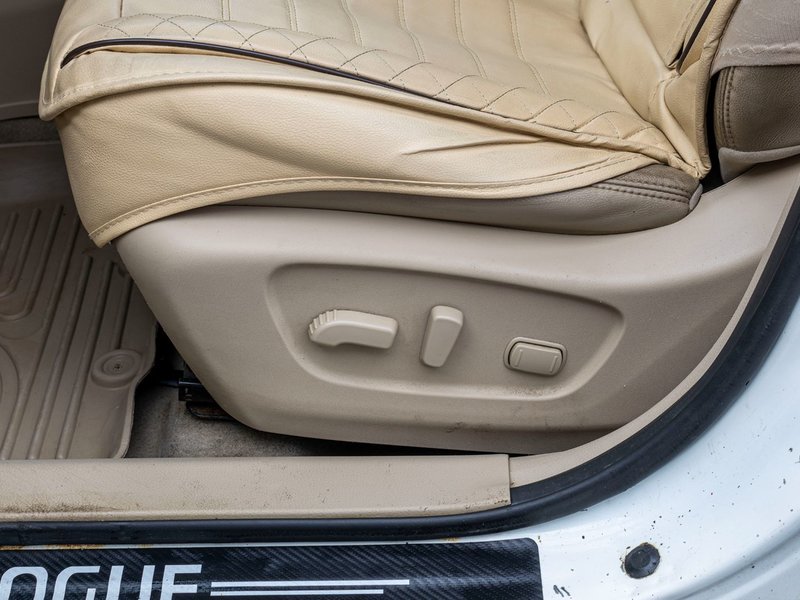 2014 Nissan Rogue SL TECH AWD CUIR TOIT NAV LOW KMS