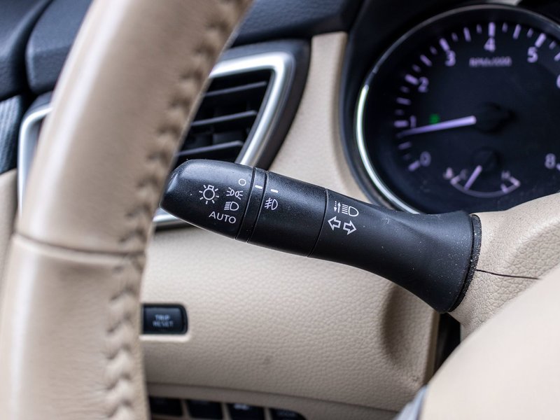 2014 Nissan Rogue SL TECH AWD CUIR TOIT NAV LOW KMS