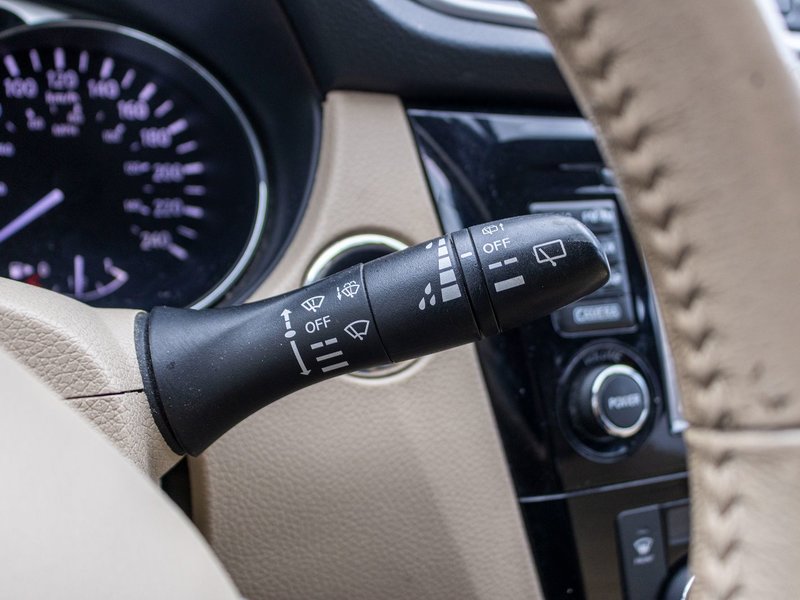 2014 Nissan Rogue SL TECH AWD CUIR TOIT NAV LOW KMS