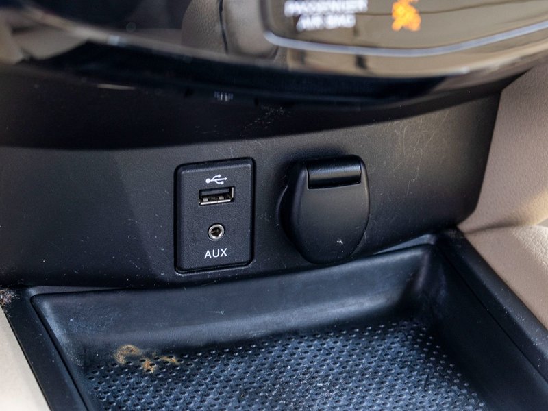 2014 Nissan Rogue SL TECH AWD CUIR TOIT NAV LOW KMS