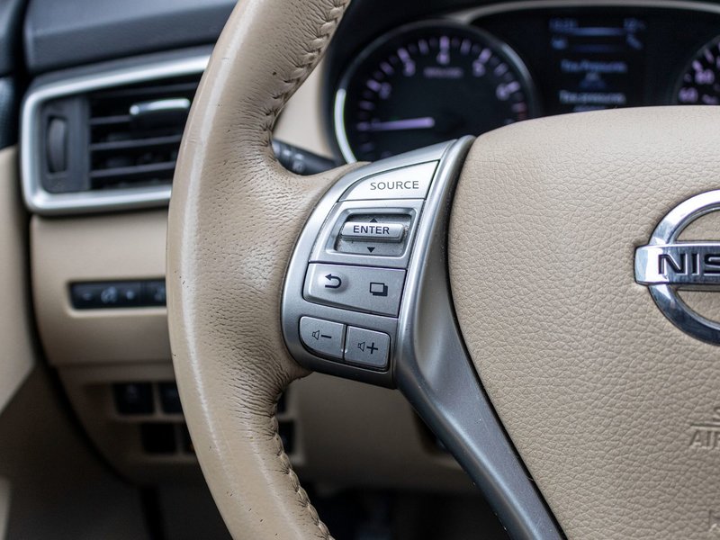 2014 Nissan Rogue SL TECH AWD CUIR TOIT NAV LOW KMS