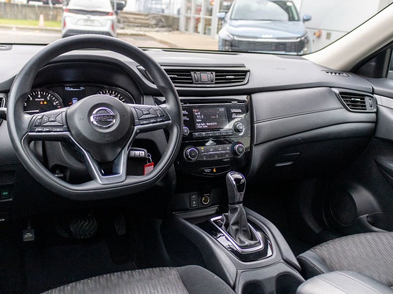 Nissan Rogue S AUTOM A/C CAMERA BAS KILO 2017 PAS DE RECLAMATION AU CARFAX