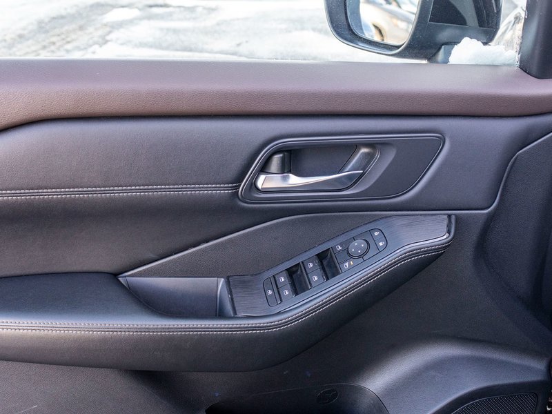 2023 Nissan Rogue SV AWD MIDNIGHT CUIR TOIT BAS KILO