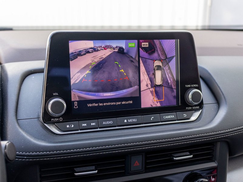 Nissan Rogue SV AWD TOIT 26672KM 2023 1 PROPRIO PAS DE RECLAMATION AU CARFAX