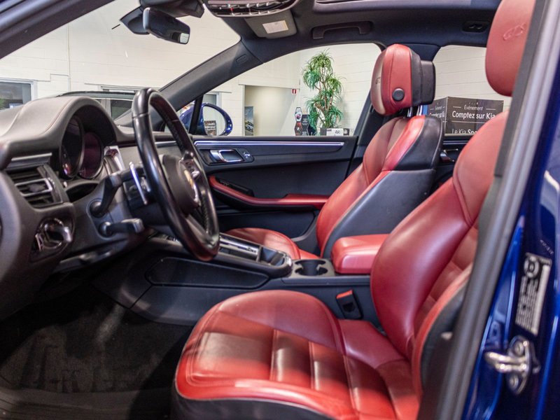 2023 Porsche Macan GTS 2.9t AWD CUIR ROUGE RARE