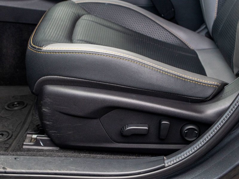 Subaru Crosstrek Wilderness AWD CUIR TOIT 36101KM 2024 1 PROPRIO PAS DE RECLAMATION AU CARFAX