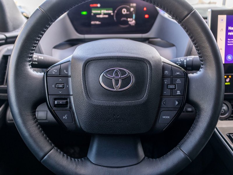 Toyota bZ4X LE AUTOM BLANC 45758KM 2023 1PROPRIO PAS DE RCLAMATION AU CARFAX