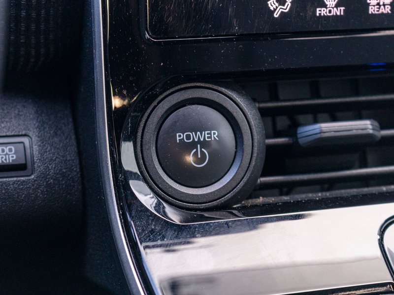 Toyota bZ4X LE AUTOM BLANC 45758KM 2023 1PROPRIO PAS DE RCLAMATION AU CARFAX