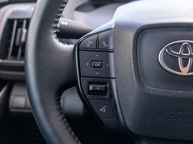 Toyota bZ4X LE AUTOM BLANC 45758KM 2023 1PROPRIO PAS DE RCLAMATION AU CARFAX