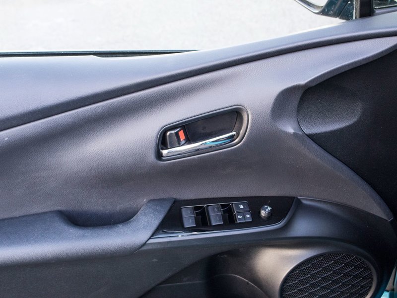 Toyota Prius Prime BAS KILO BLEUE 2020 1 PROPRIO PAS DE RECLAMATION AU CARFAX