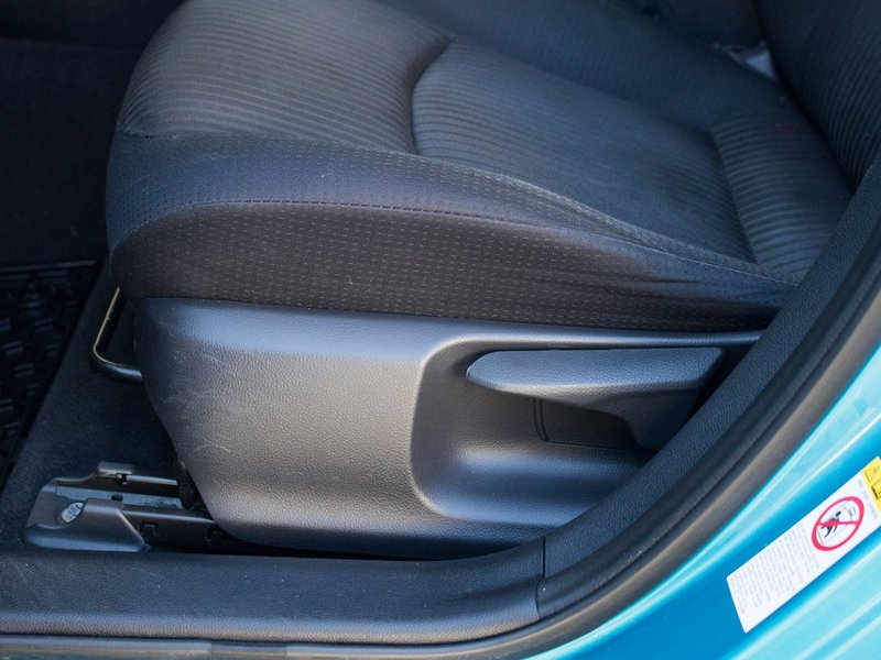 Toyota Prius Prime BAS KILO BLEUE 2020 1 PROPRIO PAS DE RECLAMATION AU CARFAX