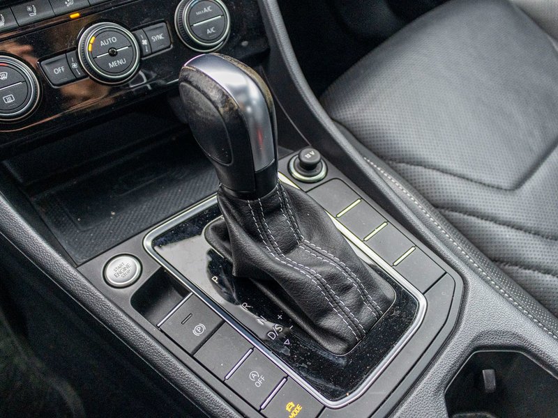 2021 Volkswagen Jetta EXECLINE AUTOM CUIR TOIT