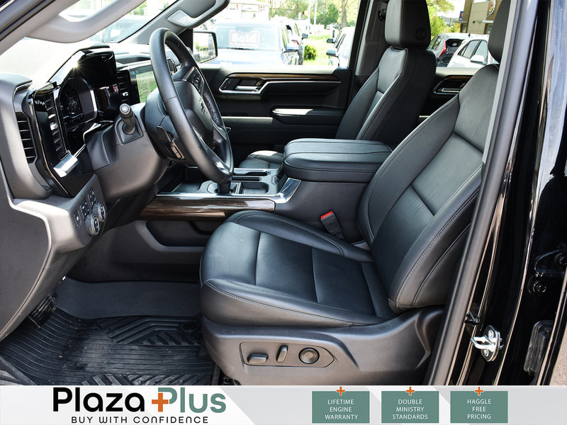 2024 Chevrolet Silverado 1500 LT Trail Boss 5.3L V8 | LTZ PKG|  LEATHER | SUNROOF | LIKE NEW