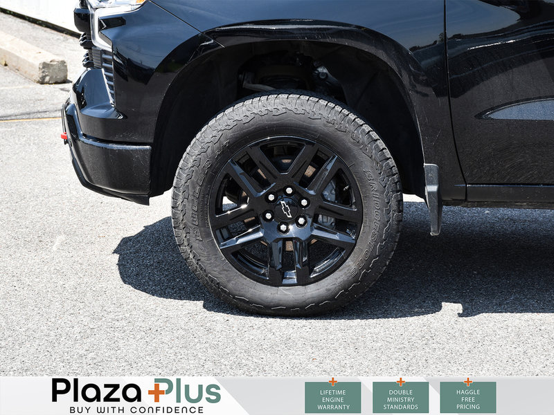 2024 Chevrolet Silverado 1500 LT Trail Boss 5.3L V8 | LTZ PKG|  LEATHER | SUNROOF | LIKE NEW