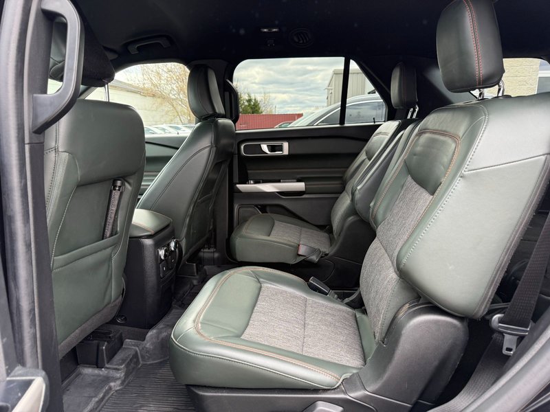 2022 Ford Explorer Timberline LOW KM | POWER TAILGATE | POWER ADJUSTABLE SEATS