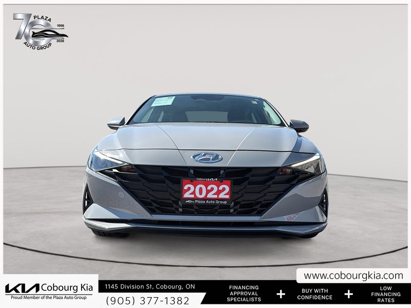 2022 Hyundai Elantra Preferred LOW KM | SUNROOF | HEATED STEERING WHEEL