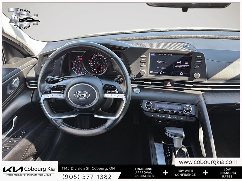 2022 Hyundai Elantra Preferred LOW KM | SUNROOF | HEATED STEERING WHEEL