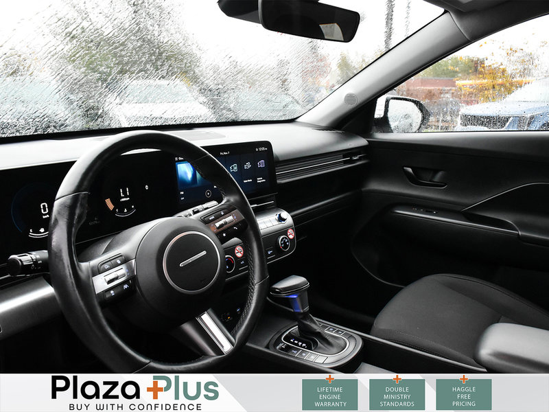 2024 Hyundai Kona Preferred HEATED SEATS, APPLE CARPLAY / ANDROID AUTO, BACK UP CAMERA, HEATED STEERING WHEEL