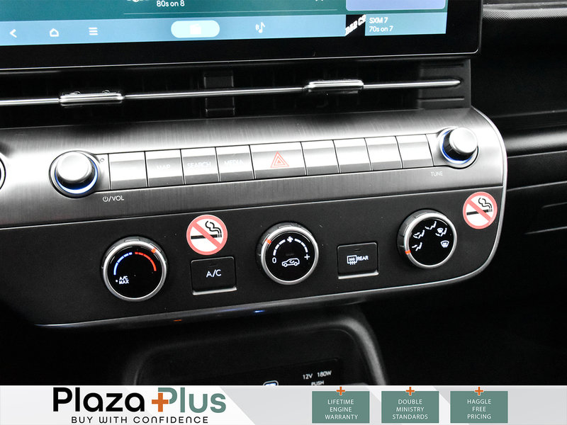2024 Hyundai Kona Preferred HEATED SEATS, APPLE CARPLAY / ANDROID AUTO, BACK UP CAMERA, HEATED STEERING WHEEL