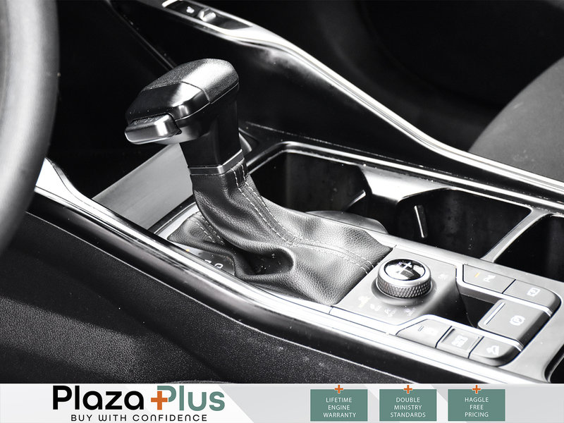 2024 Kia Sorento LX 7 SEATER, AWD, TINTED WINDOWS, BACK UP CAMERA