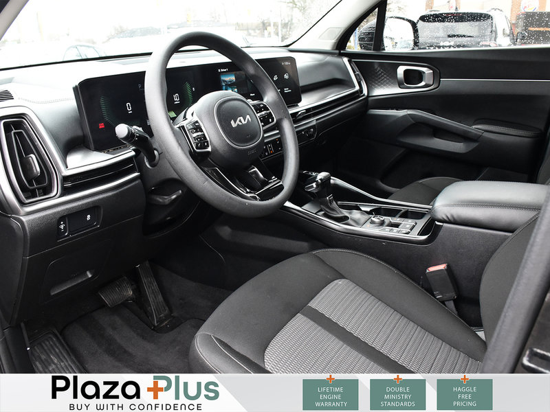 2024 Kia Sorento LX 7 SEATER, AWD, TINTED WINDOWS, BACK UP CAMERA