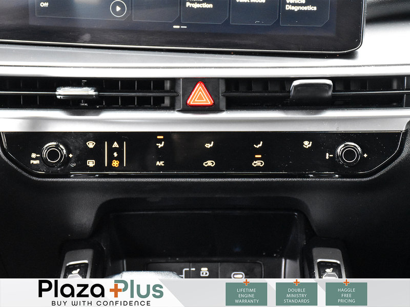 2024 Kia Sorento LX 7 SEATER, AWD, TINTED WINDOWS, BACK UP CAMERA