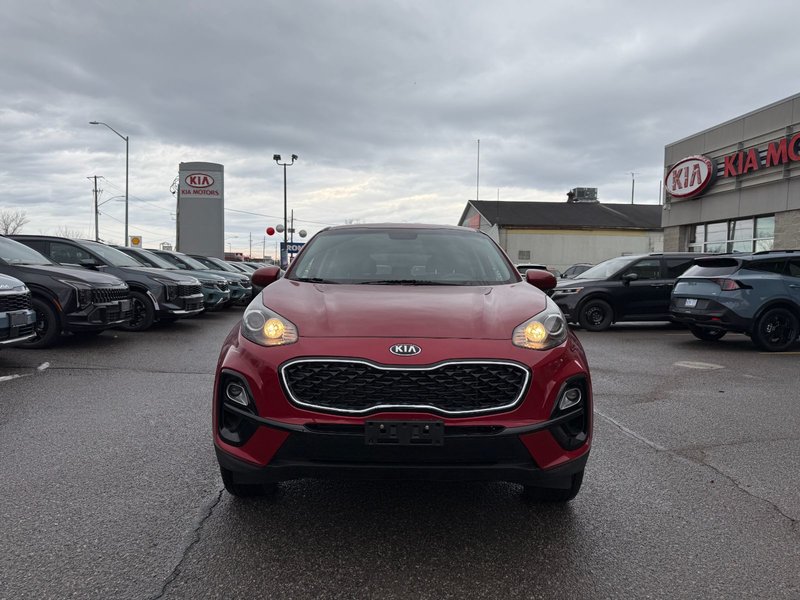 2021 Kia Sportage LX SUPER LOW KM!