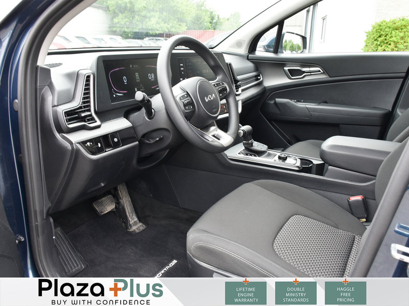 2023 Kia Sportage LX ANDROID AUTO/APPLE CARPLAY | HEATED SEATS | LANE KEEP & LANE FOLLOW ASSIST