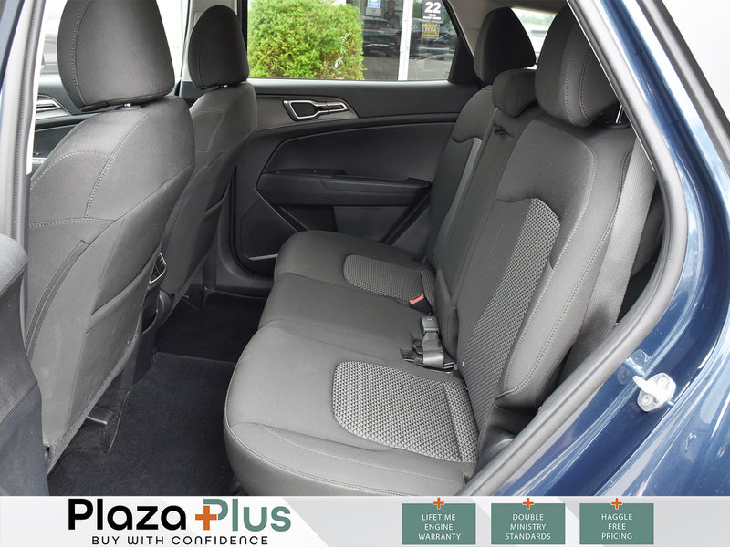 2023 Kia Sportage LX ANDROID AUTO/APPLE CARPLAY | HEATED SEATS | LANE KEEP & LANE FOLLOW ASSIST